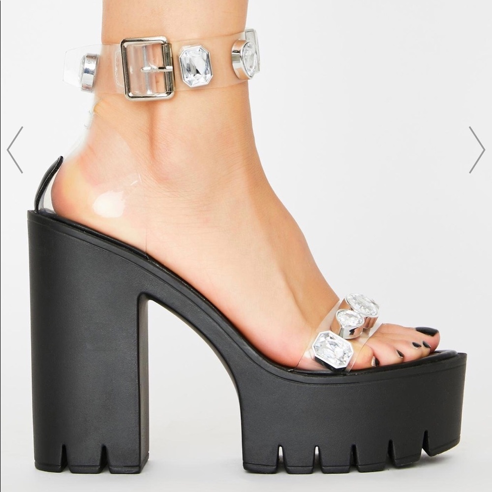 Black platform block heel chunky shoes
